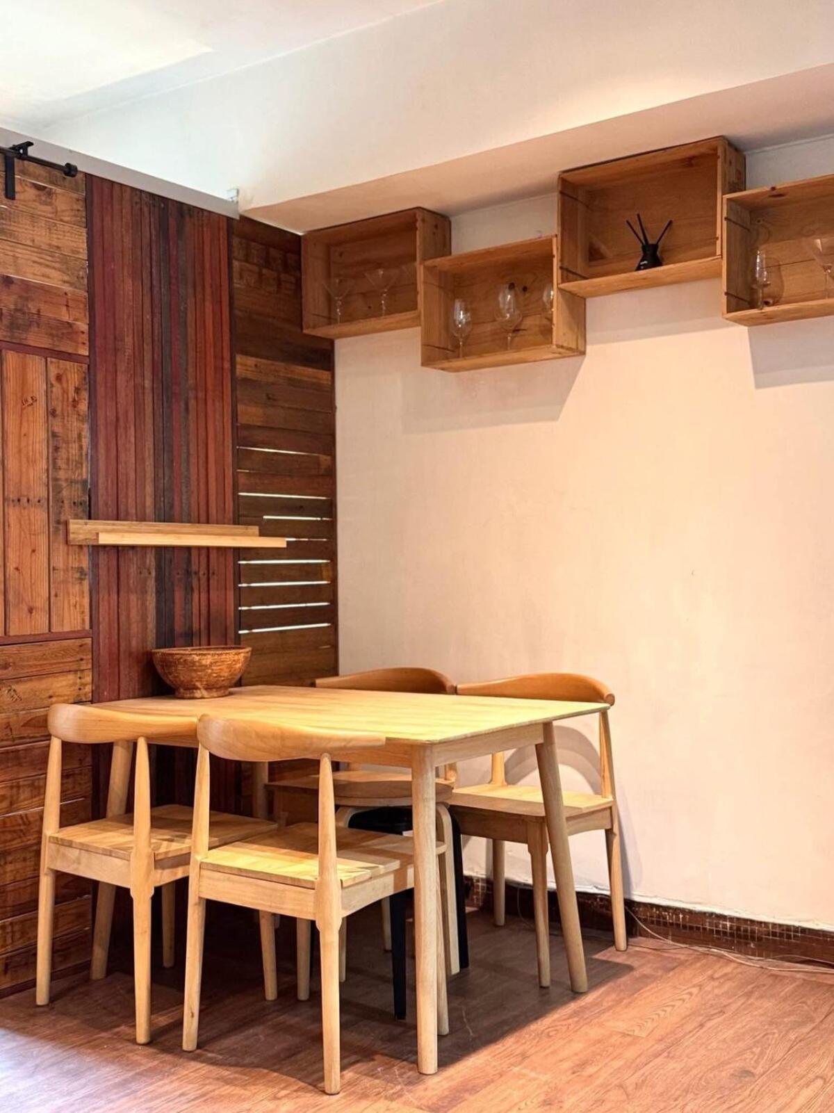 Apartment Cozy & Quiet 1br - Sai Ying Pun